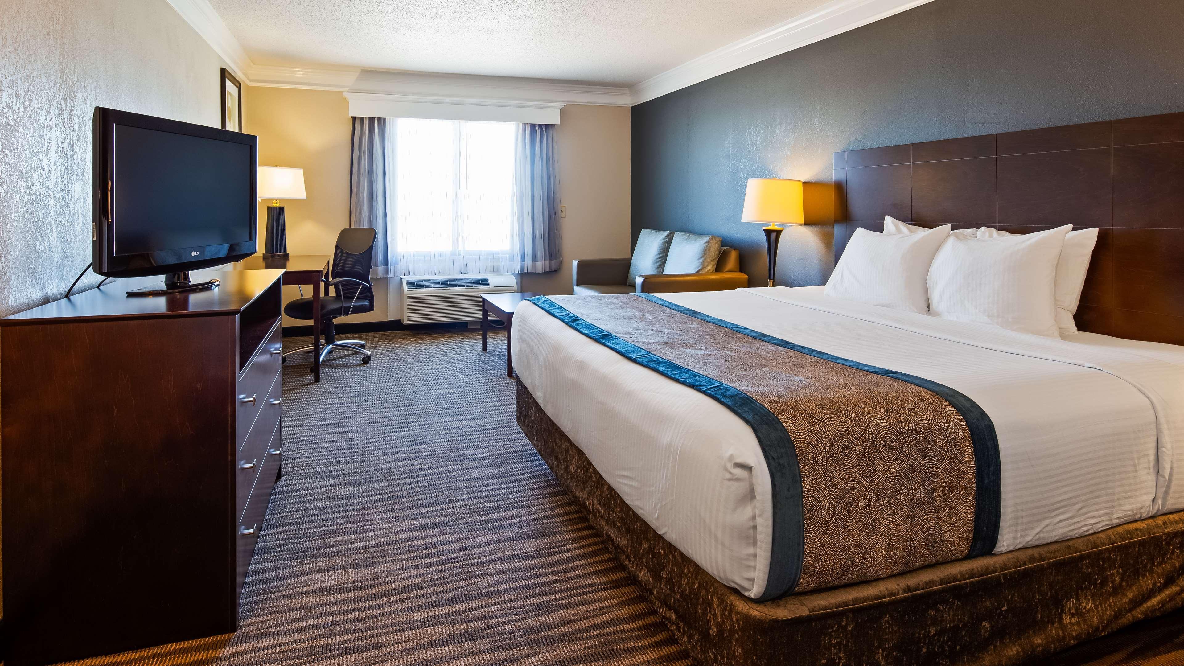 Best Western Augusta West Экстерьер фото