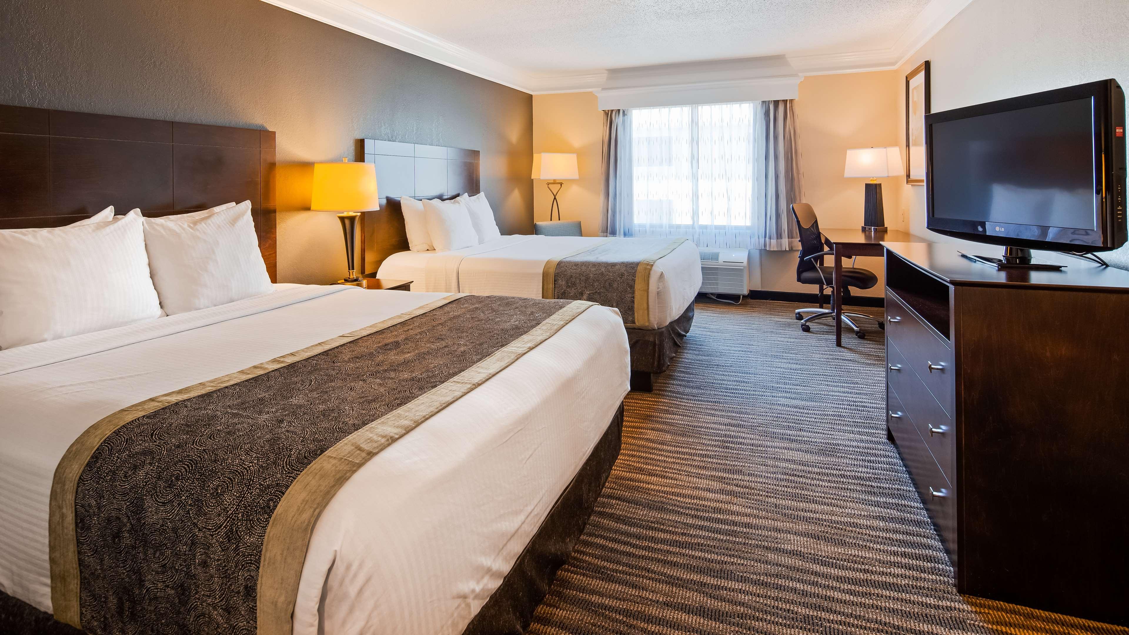 Best Western Augusta West Экстерьер фото