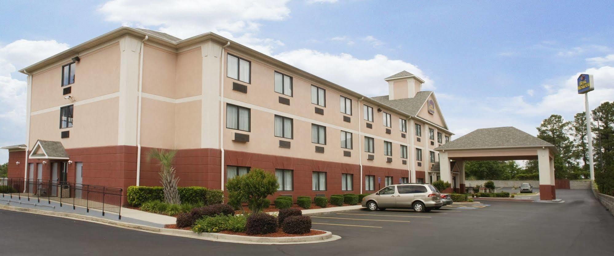 Best Western Augusta West Экстерьер фото