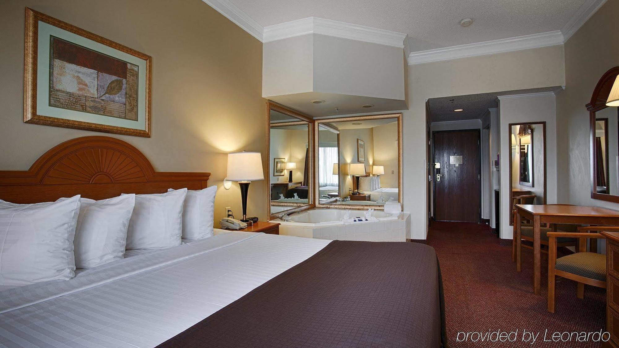 Best Western Augusta West Экстерьер фото