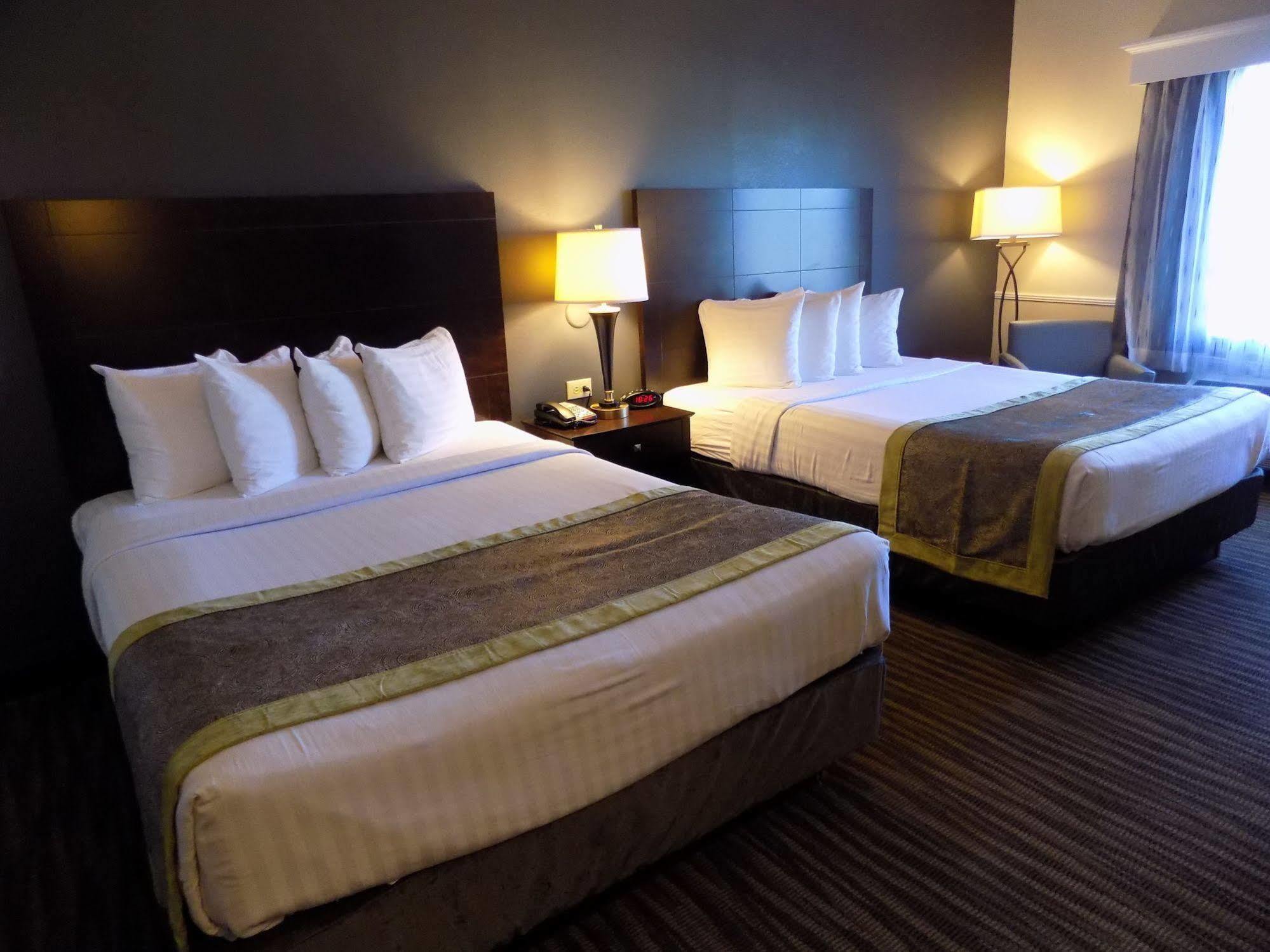 Best Western Augusta West Экстерьер фото